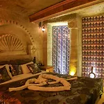 Palace Cave 괴레메