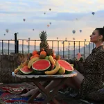 호텔 Palace Cave 2*