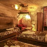 Hotel Palace Cave