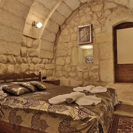 Hotell Palace Cave 2*