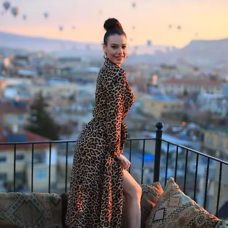 Palace Cave Гореме