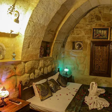 Hotel Palace Cave
