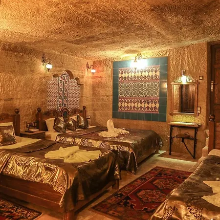 Palace Cave Hotel 2*