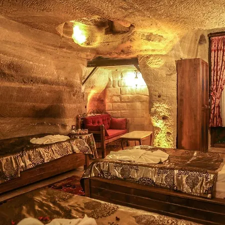Hotel Palace Cave