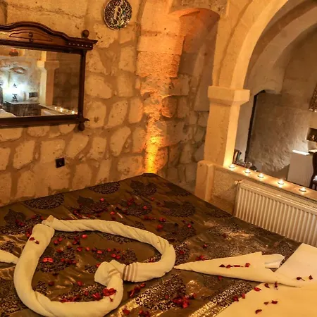 Palace Cave Отель