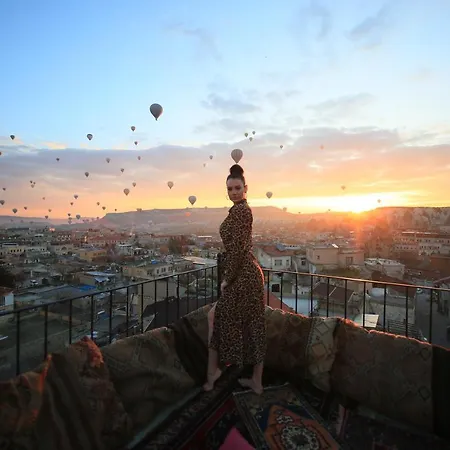 Palace Cave Гореме