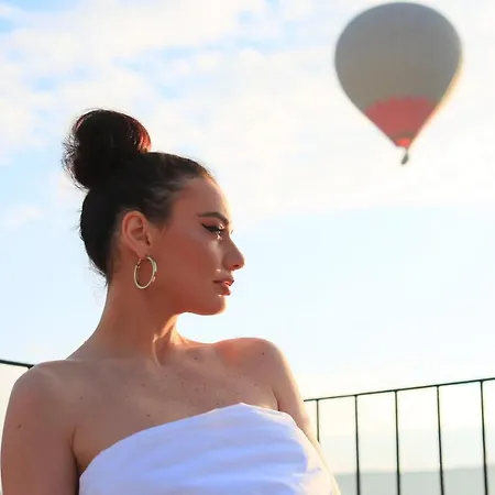 Отель Palace Cave 2*