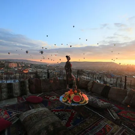 Palace Cave Отель 2*