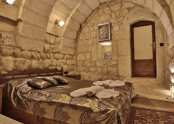 Hotel Palace Cave 2*