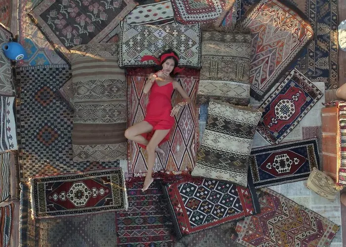 Hotel Palace Cave 2*