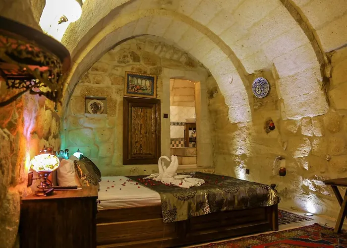 Palace Cave 2* גורמה