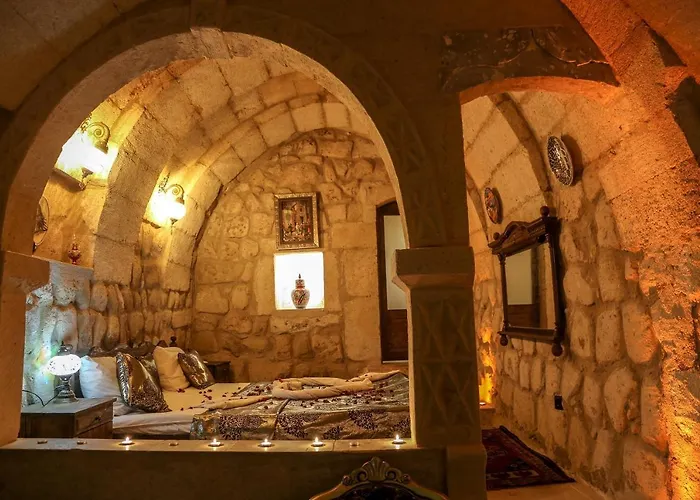 Palace Cave Szálloda